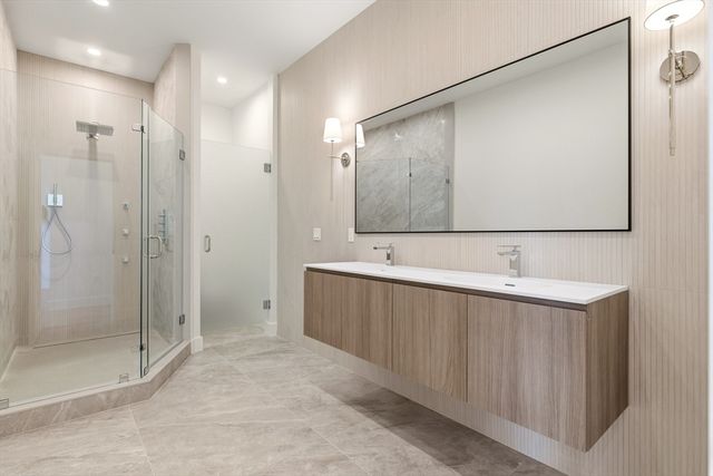 118 B Street 501, Boston, MA 02127