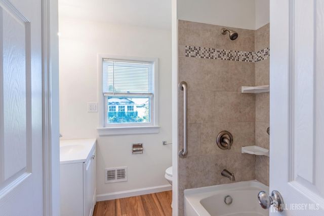 10 Lincoln Street, South River, NJ 08882