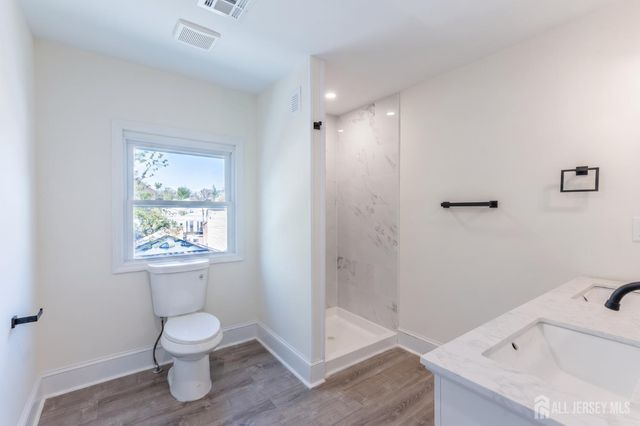 10 Lincoln Street, South River, NJ 08882