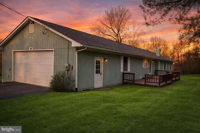 14 CIDER CT, Linden, VA 22642