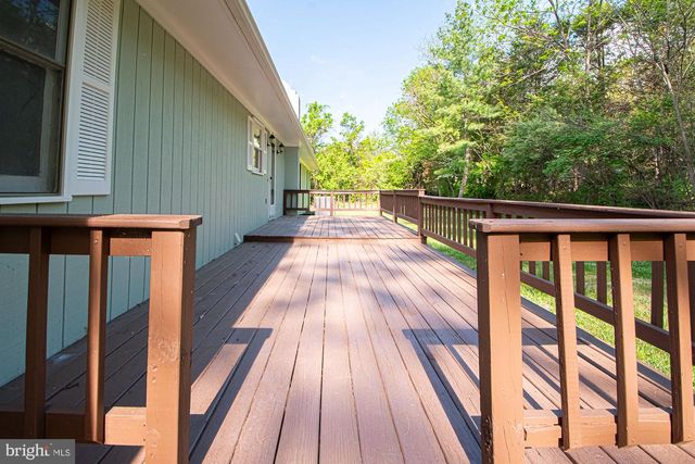 14 CIDER CT, Linden, VA 22642