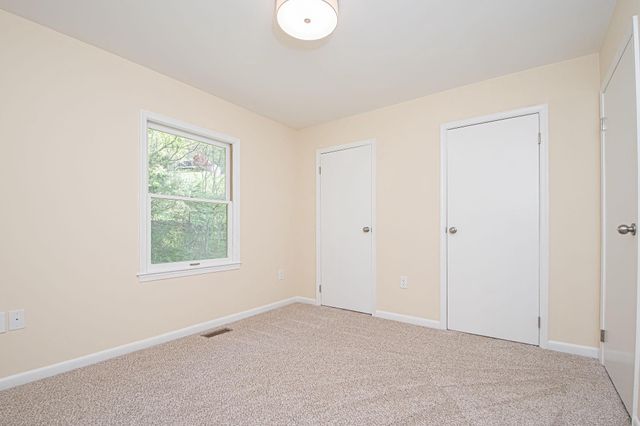 14 CIDER CT, Linden, VA 22642