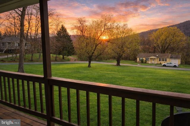 14 CIDER CT, Linden, VA 22642