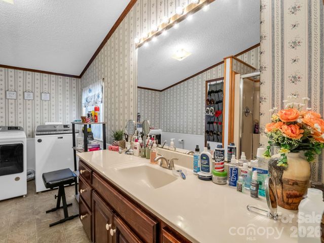 208 Oak Drive, Shelby, NC 28150