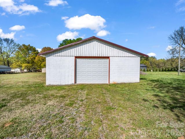 208 Oak Drive, Shelby, NC 28150