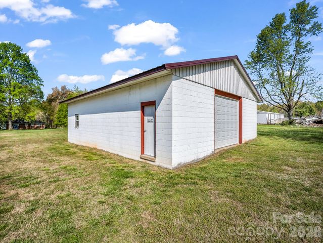 208 Oak Drive, Shelby, NC 28150