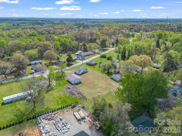 208 Oak Drive, Shelby, NC 28150