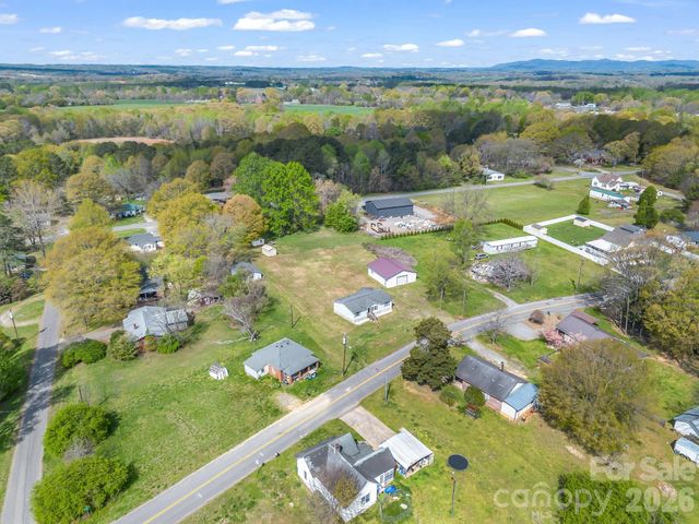 208 Oak Drive, Shelby, NC 28150