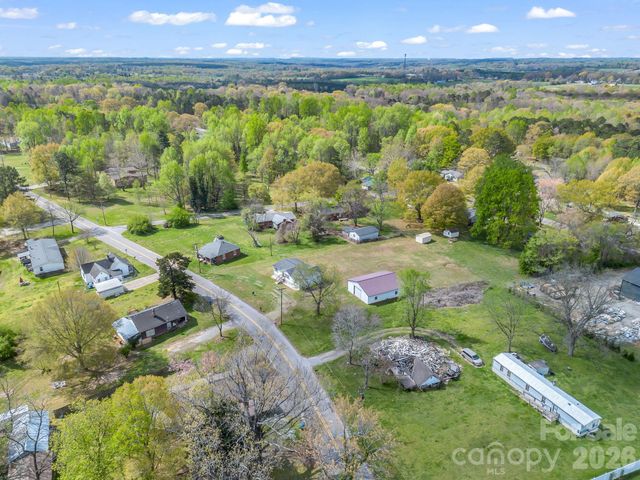 208 Oak Drive, Shelby, NC 28150