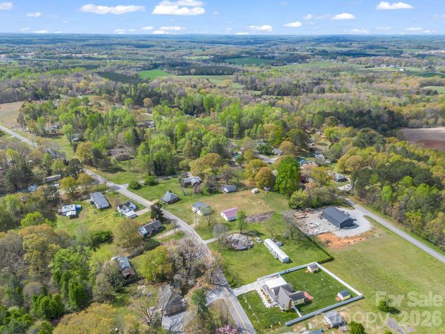 208 Oak Drive, Shelby, NC 28150