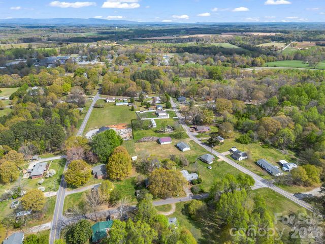 208 Oak Drive, Shelby, NC 28150