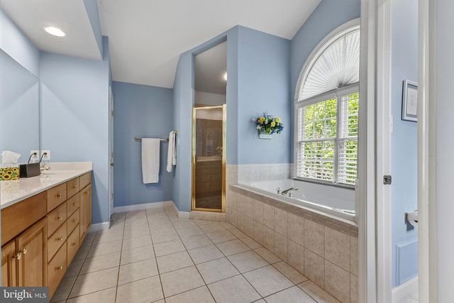 15006 RANSOM OAKS CT, Gainesville, VA 20155
