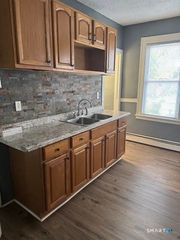45 Greenfield Street, Hartford, CT 06112
