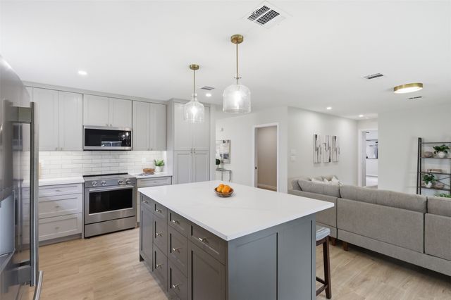 1534 Greenbrook Drive, Rockwall, TX 75032