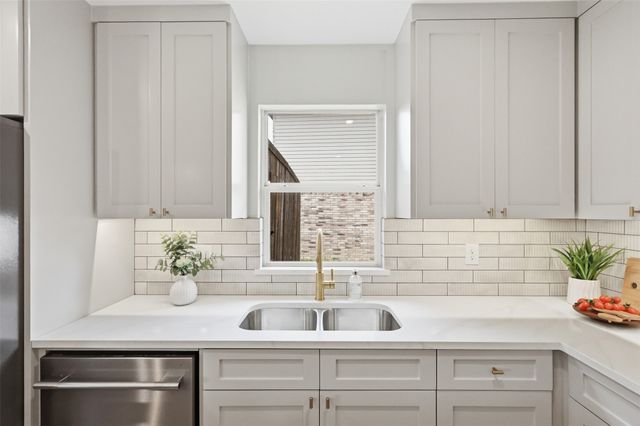 1534 Greenbrook Drive, Rockwall, TX 75032