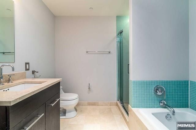 1807 Hudson Park, Edgewater, NJ 07020