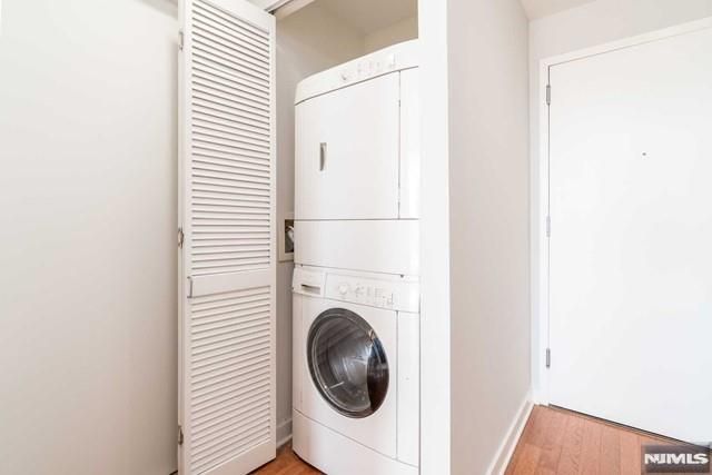 1807 Hudson Park, Edgewater, NJ 07020