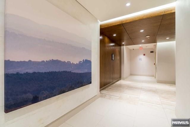 1807 Hudson Park, Edgewater, NJ 07020