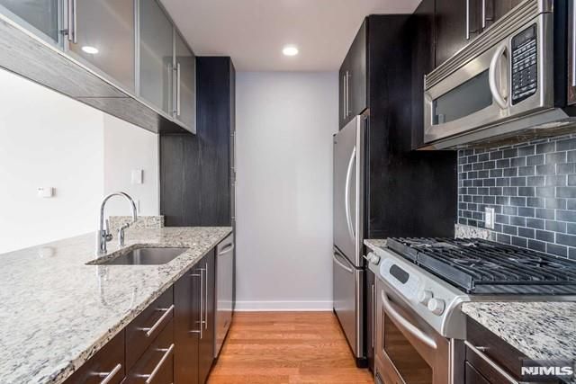 1807 Hudson Park, Edgewater, NJ 07020