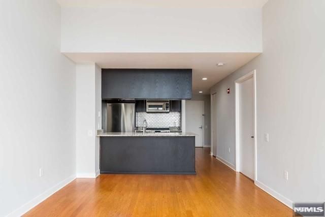 1807 Hudson Park, Edgewater, NJ 07020