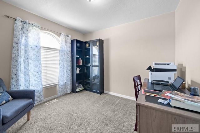 4877 Sabrina, Chubbuck, ID 83201