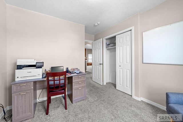 4877 Sabrina, Chubbuck, ID 83201