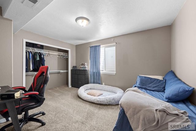 4877 Sabrina, Chubbuck, ID 83201