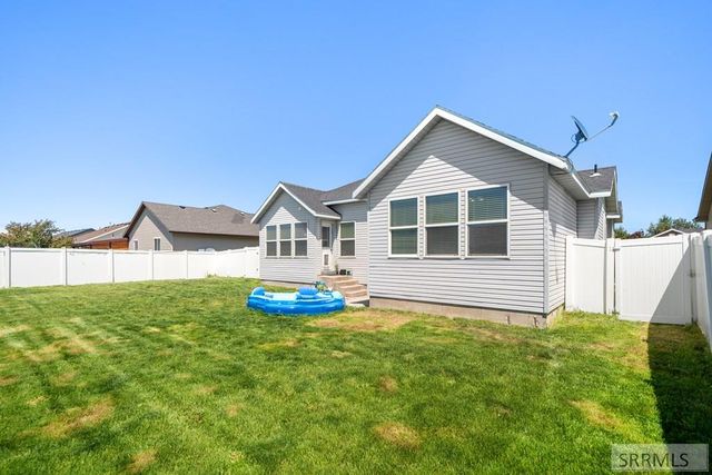 4877 Sabrina, Chubbuck, ID 83201