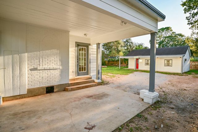 1031 Meyer Street, Sealy, TX 77474