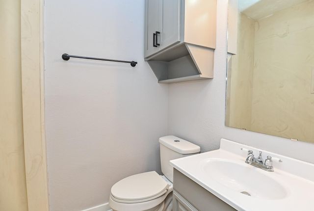 1031 Meyer Street, Sealy, TX 77474