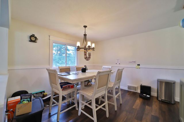 401 Jefferson Avenue S, Sebeka, MN 56477