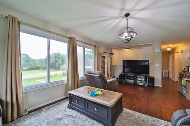 401 Jefferson Avenue S, Sebeka, MN 56477