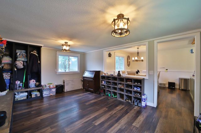 401 Jefferson Avenue S, Sebeka, MN 56477