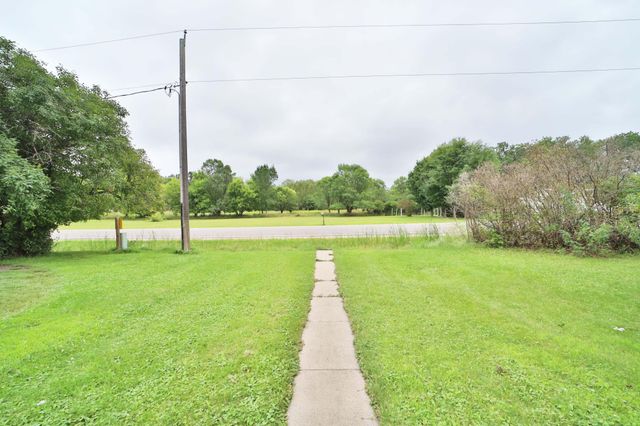 401 Jefferson Avenue S, Sebeka, MN 56477