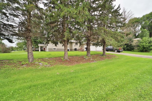 401 Jefferson Avenue S, Sebeka, MN 56477