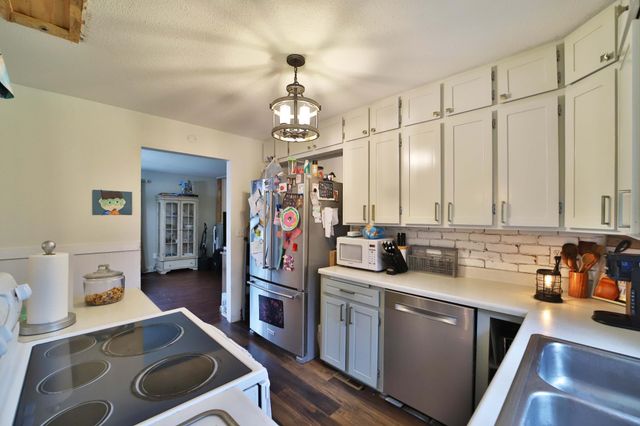 401 Jefferson Avenue S, Sebeka, MN 56477