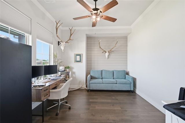 9921 Oakwood Drive, Edmond, OK 73025
