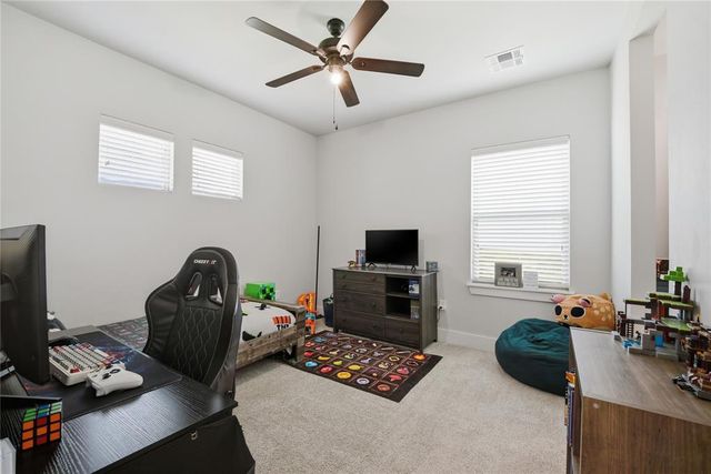 9921 Oakwood Drive, Edmond, OK 73025