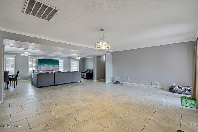 4620 Frankfort Avenue, El Paso, TX 79903