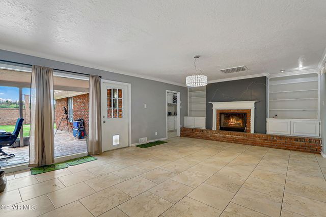 4620 Frankfort Avenue, El Paso, TX 79903