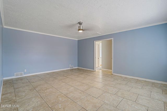 4620 Frankfort Avenue, El Paso, TX 79903