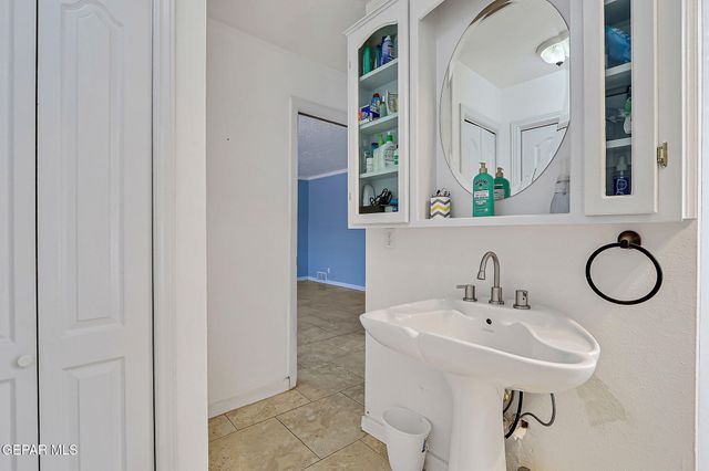 4620 Frankfort Avenue, El Paso, TX 79903