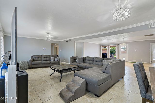 4620 Frankfort Avenue, El Paso, TX 79903