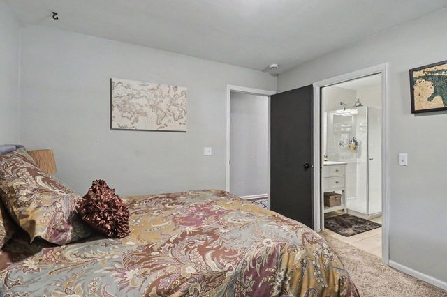 207 W Russell Street, Saline, MI 48176