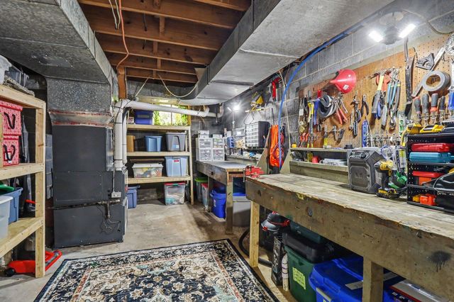 207 W Russell Street, Saline, MI 48176