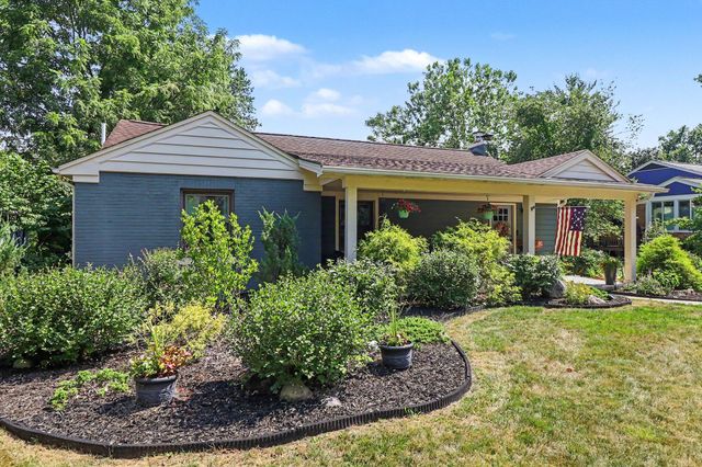 207 W Russell Street, Saline, MI 48176