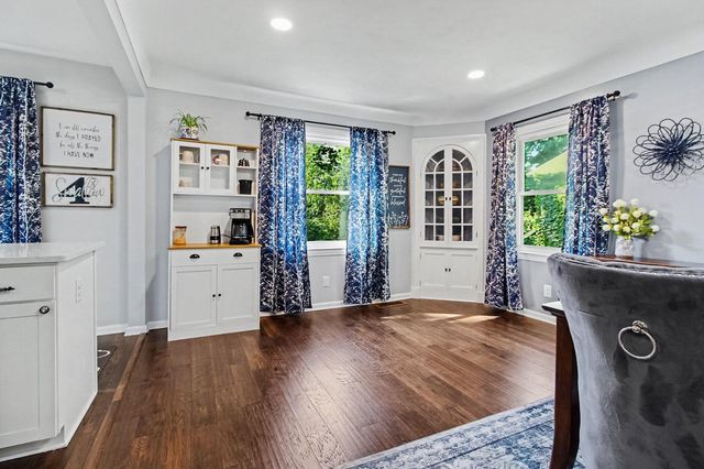 207 W Russell Street, Saline, MI 48176
