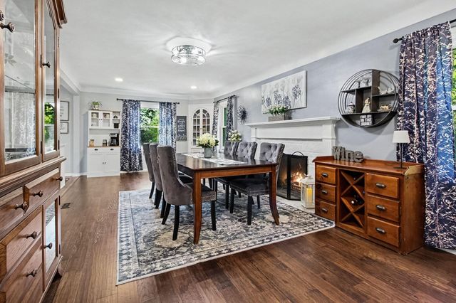 207 W Russell Street, Saline, MI 48176