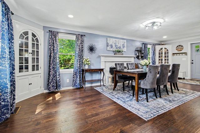 207 W Russell Street, Saline, MI 48176