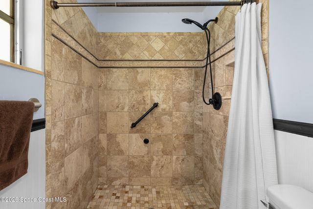 435 10th Avenue, Indialantic, FL 32903